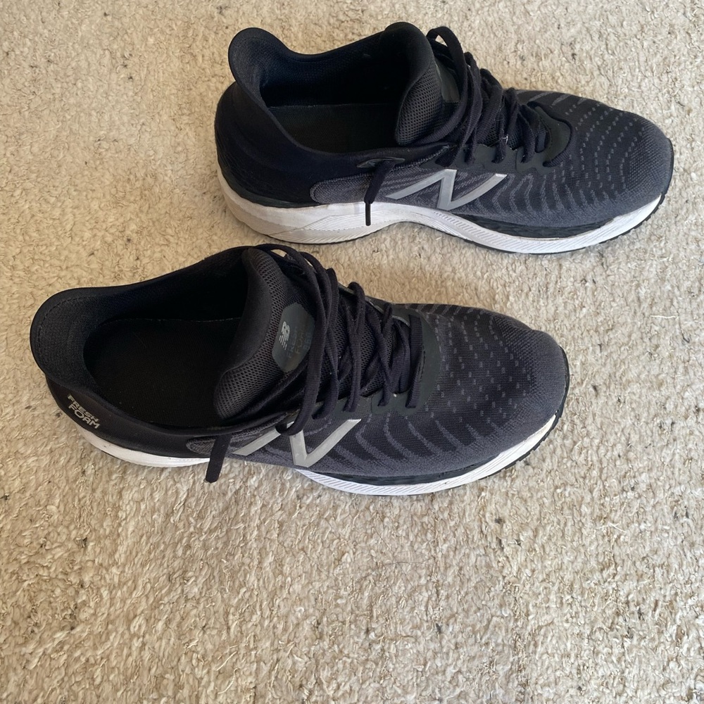 New Balance Fresh Foam 10-10.5 Men's Black Running Shoes